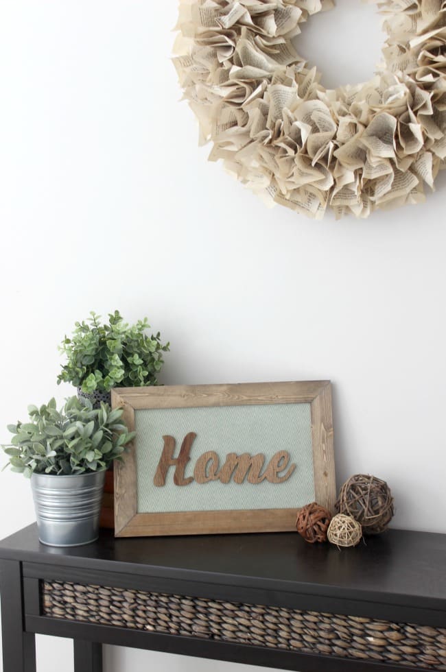 I love these easy DIY home decor ideas! I can't wait to make #8 for my home. Create the perfect space by making your own home decor. | Housefulofhandmade.com 
